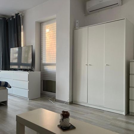 One Rent Apartment Brasov Exterior photo